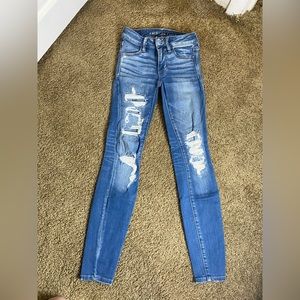 American Eagle Ripped Jeggings 00